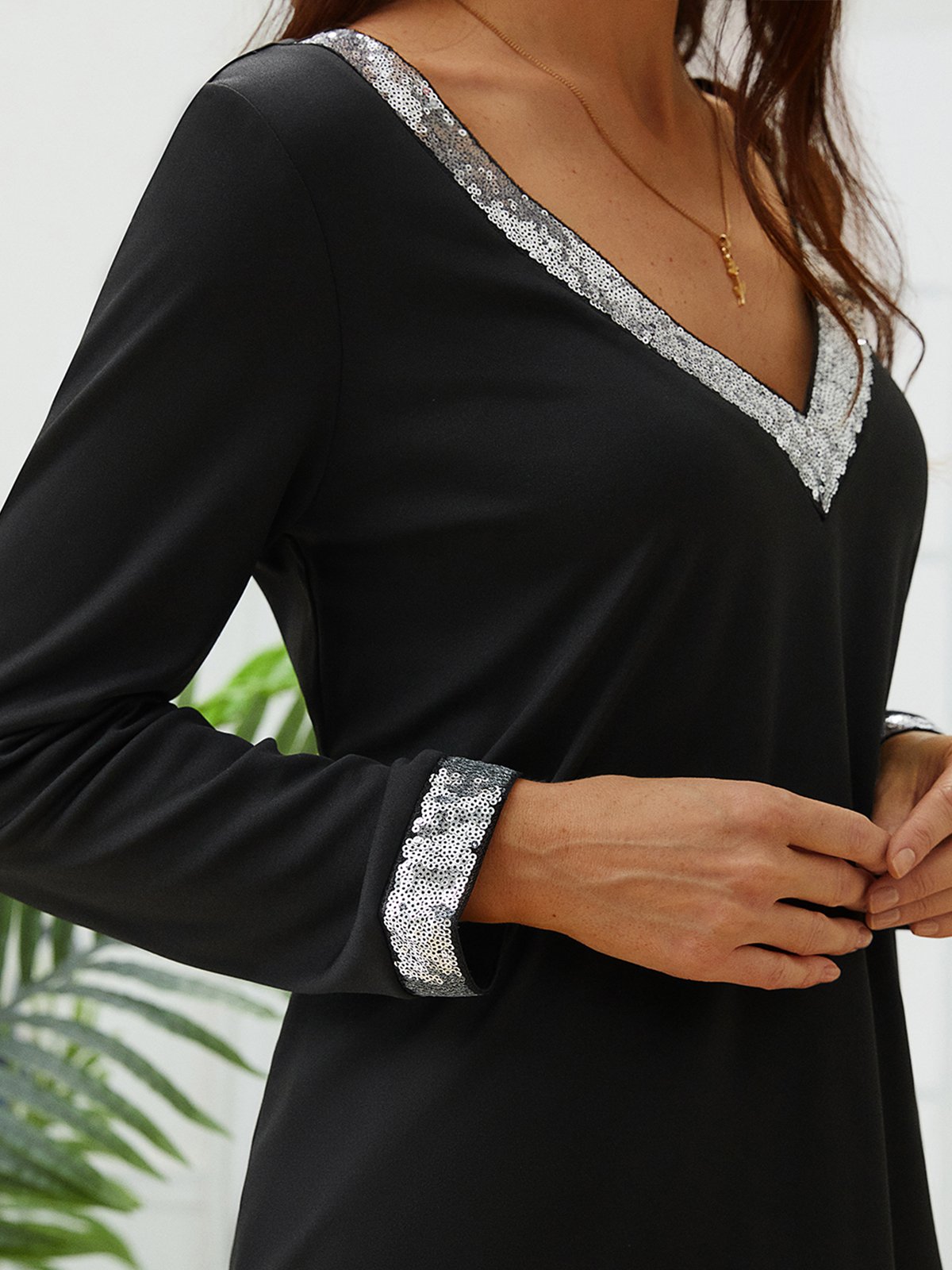 Sequins Casual V Neck Regular Fit Top