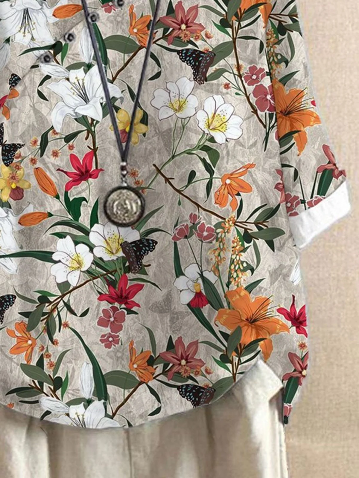 Floral Crew Neck Buttoned Tops