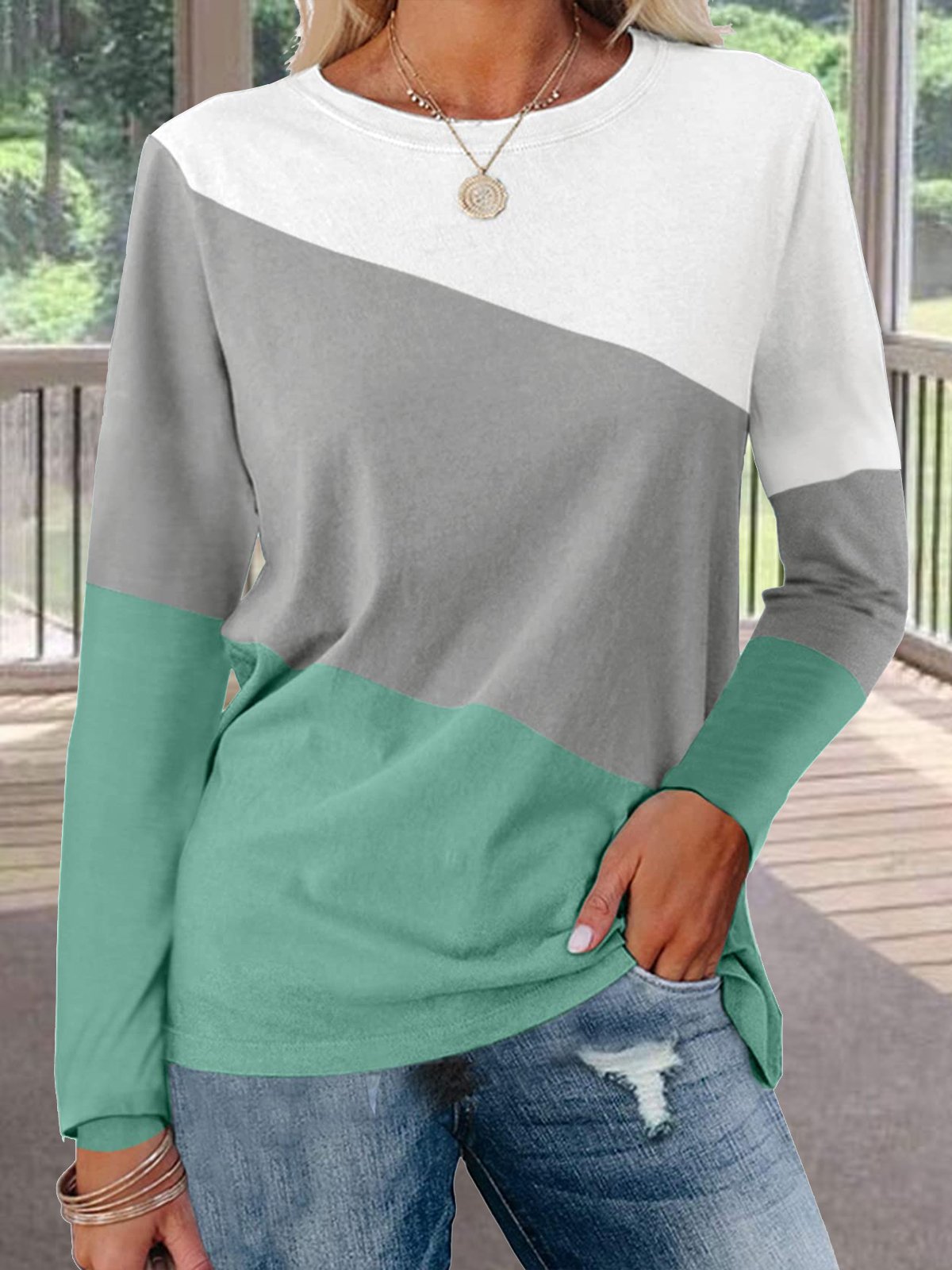 Crew Neck Color Block T-Shirt