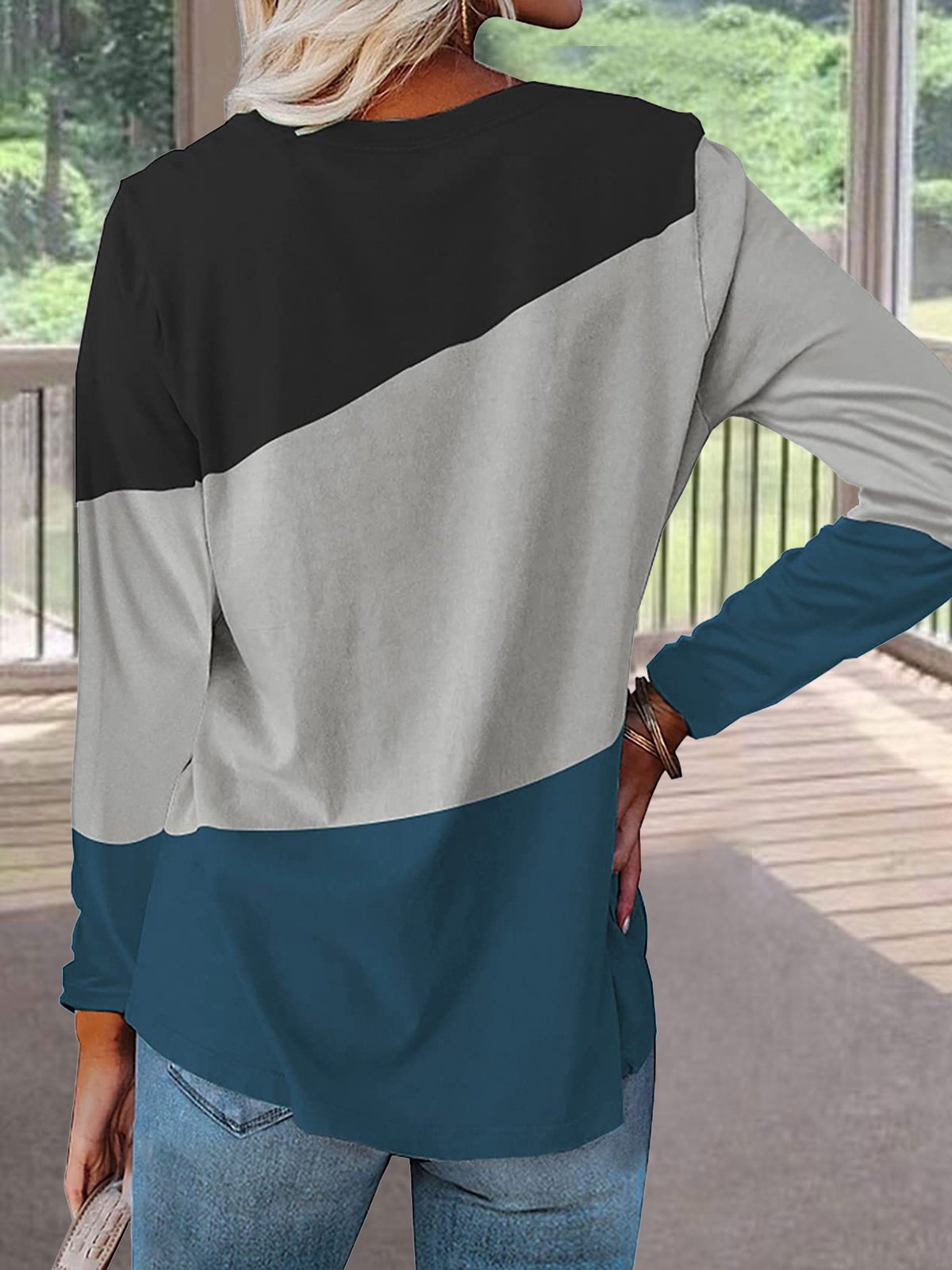 Crew Neck Color Block T-Shirt