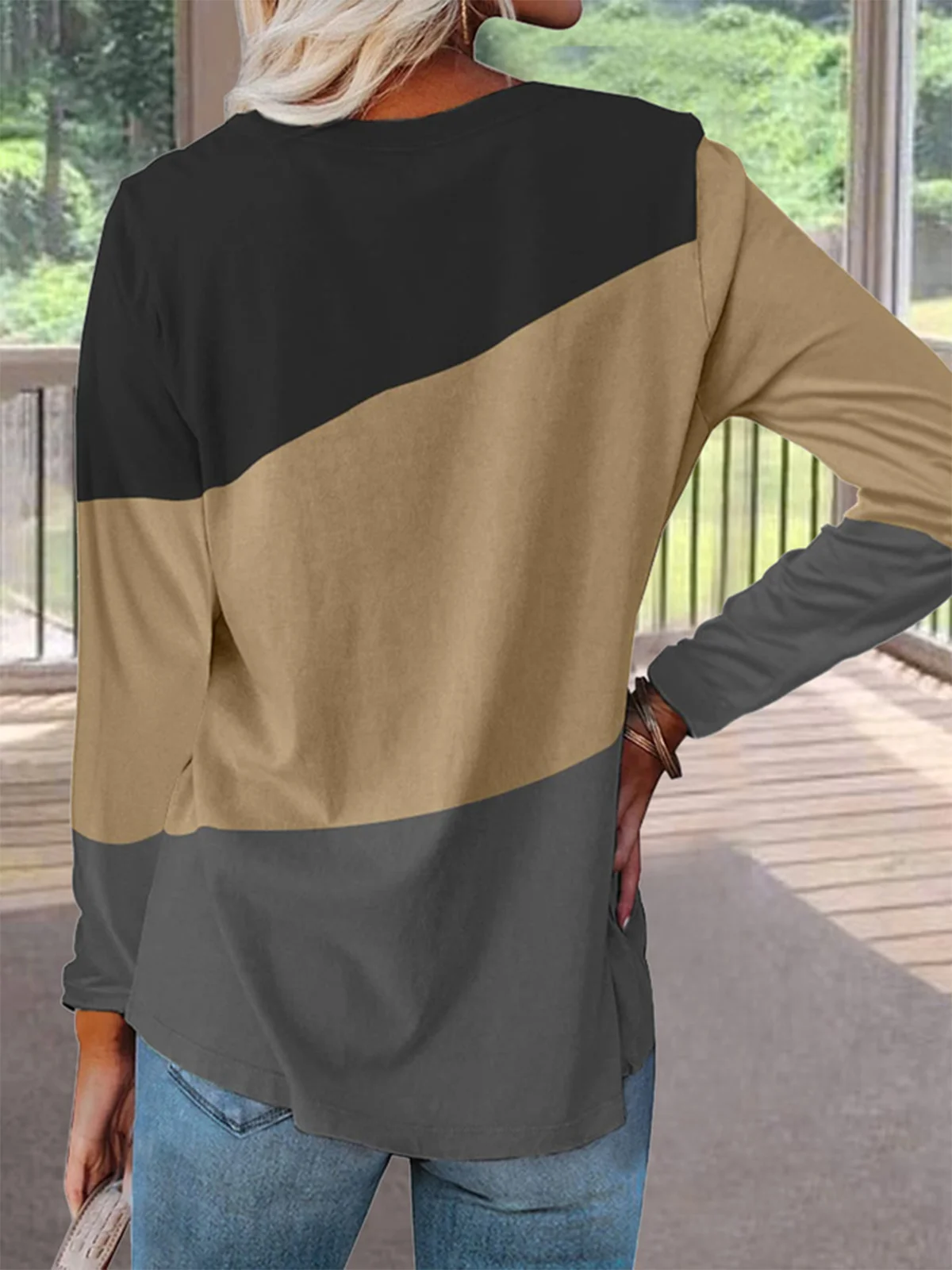 Crew Neck Color Block T-Shirt