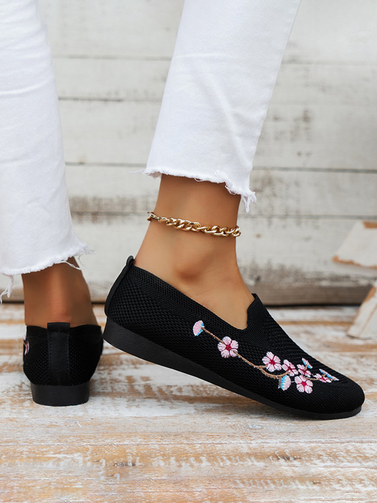 Floral Embroidery Breathable Mesh Fabric Flat Loafers