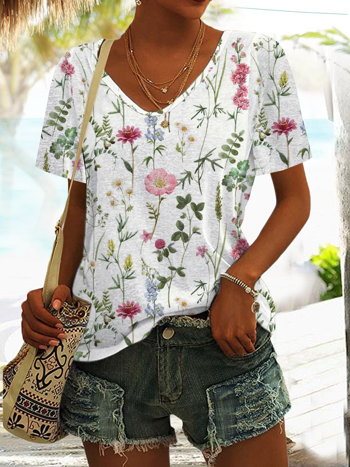 V Neck Floral Vacation T-Shirt