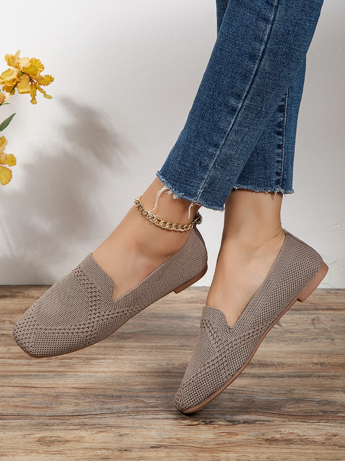 Casual Breathable Mesh Fabric Square Toe Slip On Shoes