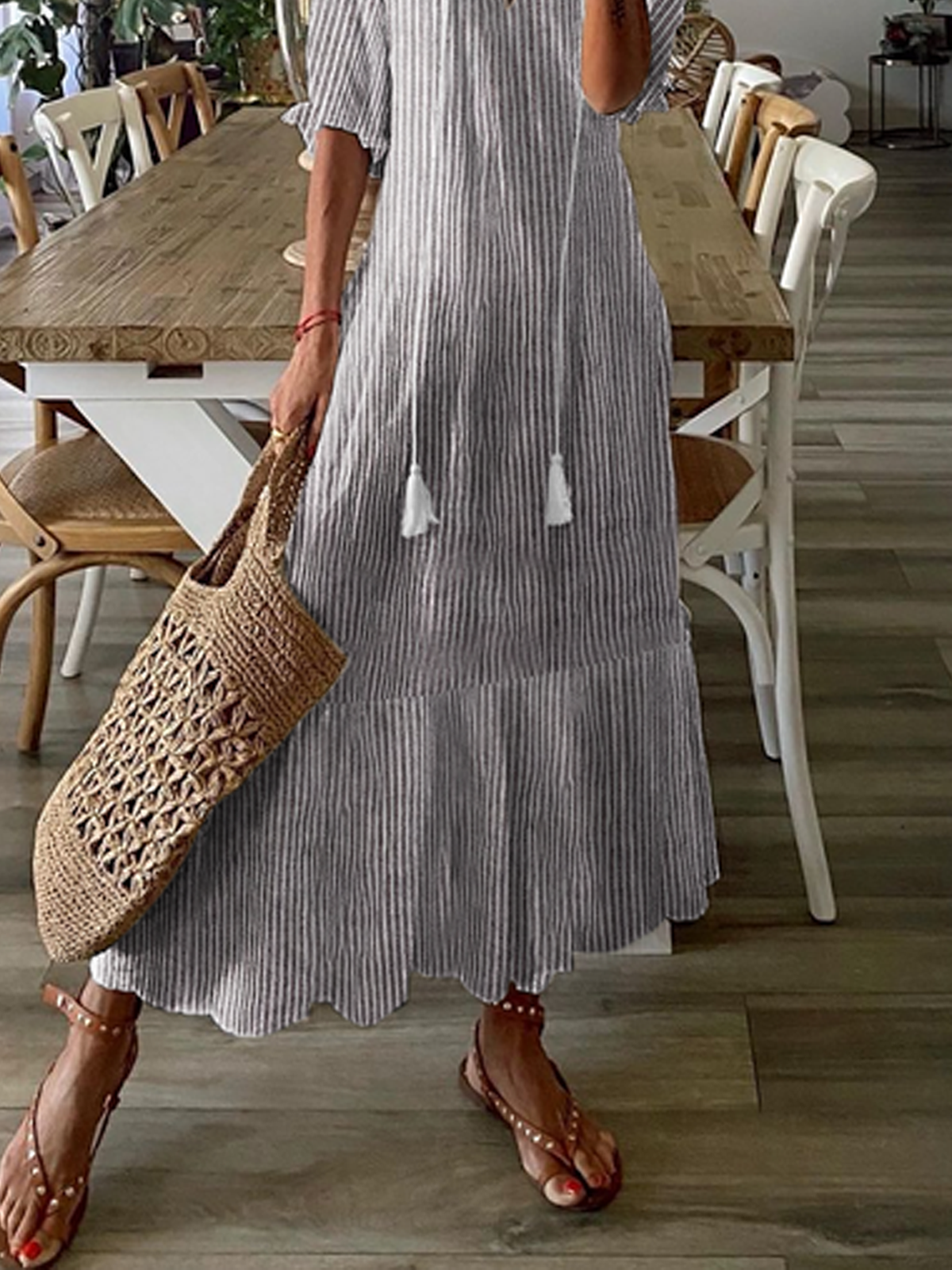 Loose V Neck Casual Striped Dress With No