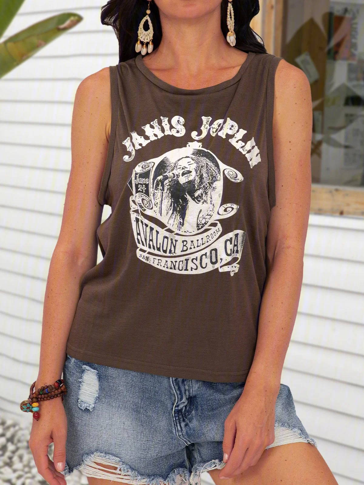 Sleeveless Crew Neck Shirt T-Shirt